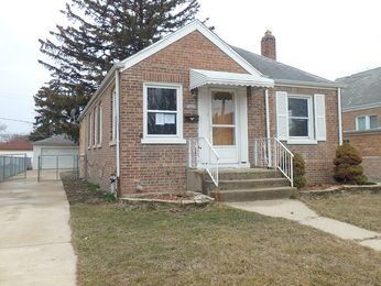 4330 Grove Ave, Berwyn, IL 60402