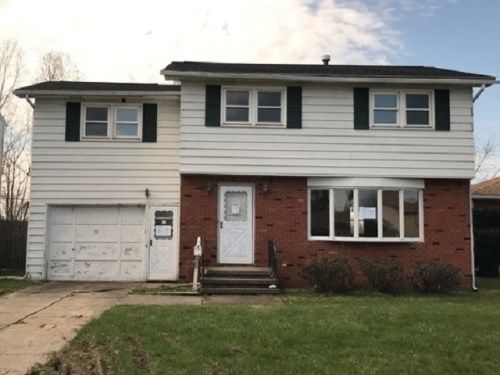 73 Pacific Ave, Buffalo, NY 14218