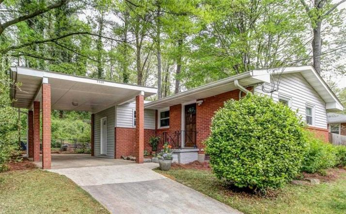 2430 Hunting Valley Dr, Decatur, GA 30033