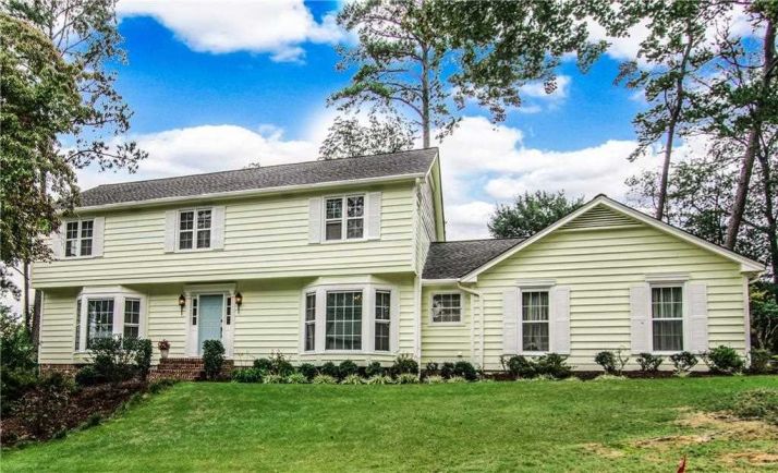 427 Woodstone West Dr, Marietta, GA 30068
