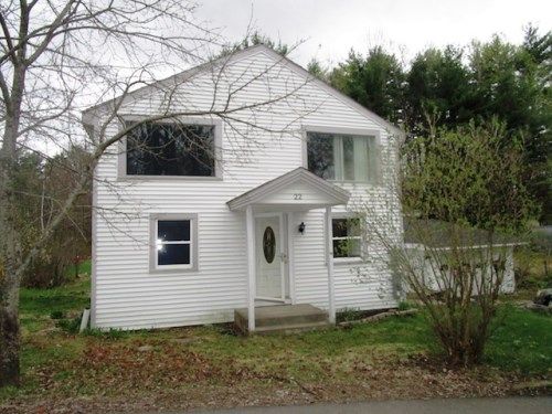 22 High St, Belmont, NH 03220