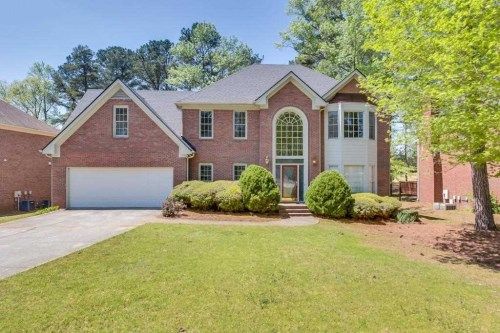 813 Southland Forest Way, Stone Mountain, GA 30087
