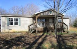 457 Stover Shop Rd, Churchville, VA 24421