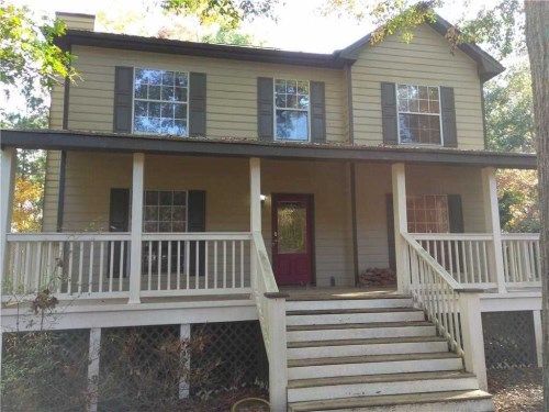 3734 Lochview Dr, Loganville, GA 30052