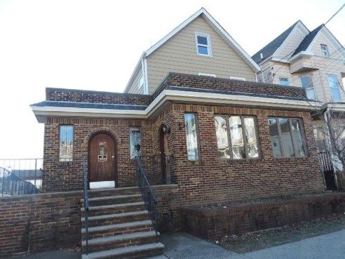 385 Neville St, Perth Amboy, NJ 08861