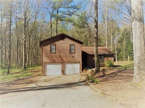 4881 Wolverton Dr, Lithonia, GA 30038