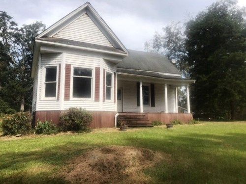 107 Ainsworth St, Hazlehurst, MS 39083