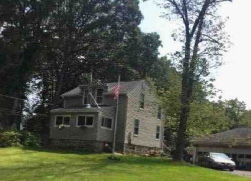 55 Fenn Rd, Middlebury, CT 06762