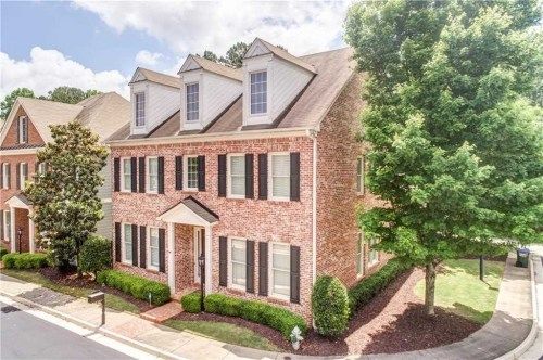 170 Kendemere Pointe, Roswell, GA 30075