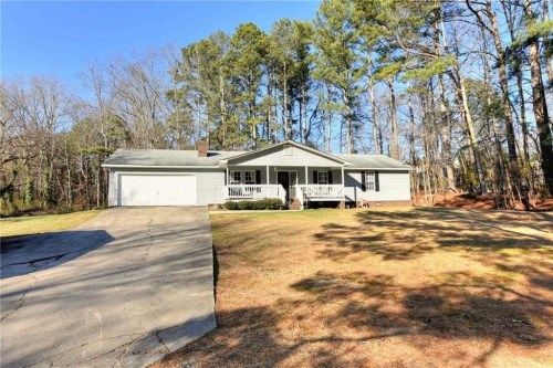 722 Whitehead Rd, Buford, GA 30518