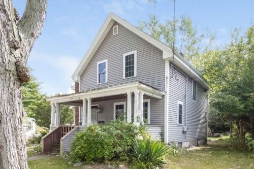 23 Hart St, Taunton, MA 02780