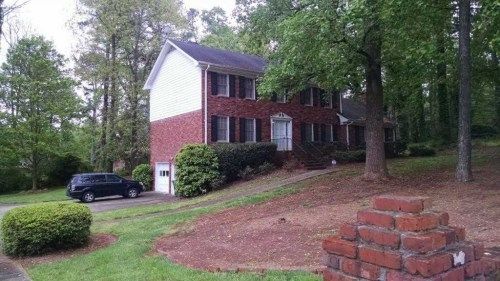 4426 Cedar Wood Dr, Lilburn, GA 30047