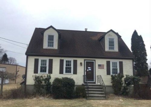 67 County Street, Berkley, MA 02779