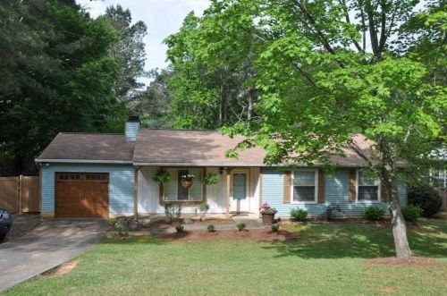 2833 Pine Meadow Dr, Marietta, GA 30066