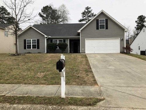 915 Roxeywood Dr, Winder, GA 30680