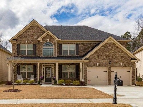 3507 Hideaway Ln, Loganville, GA 30052