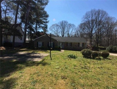 2105 Pinewood Dr, Covington, GA 30016