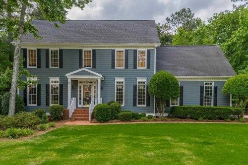 913 Hawkhorn Ct, Alpharetta, GA 30005