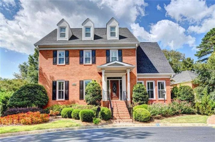 1984 Dellfield Ct, Atlanta, GA 30338