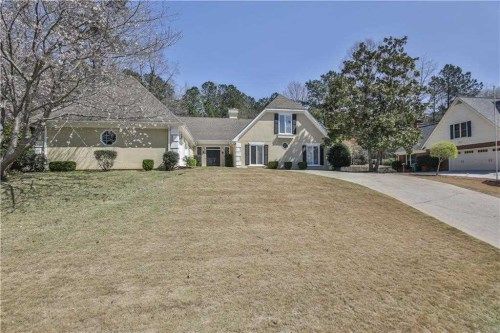 3815 Grand Forest Dr, Norcross, GA 30092