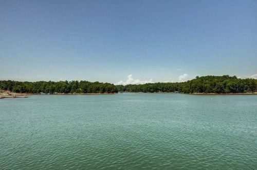 4190 Sinclair Shores Rd, Cumming, GA 30041