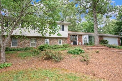 2353 Delverton Dr, Atlanta, GA 30338