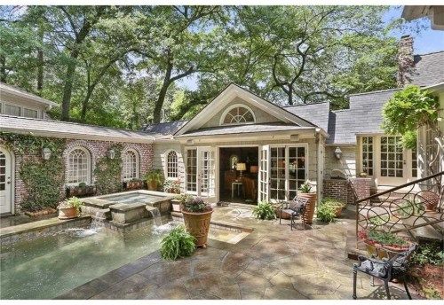 4047 Tuxedo Rd NW, Atlanta, GA 30342