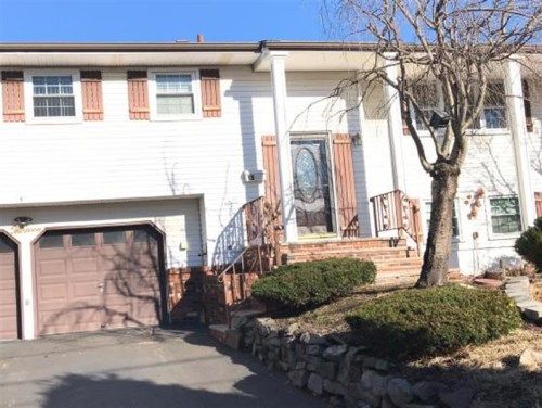 13 GRIER RD, Somerset, NJ 08873