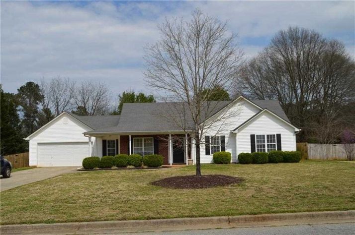 1202 Dale Dr, Monroe, GA 30656