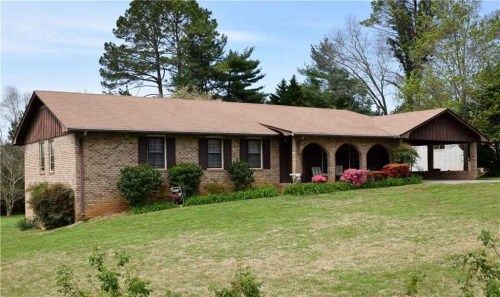 3751 Kensington Dr, Marietta, GA 30066