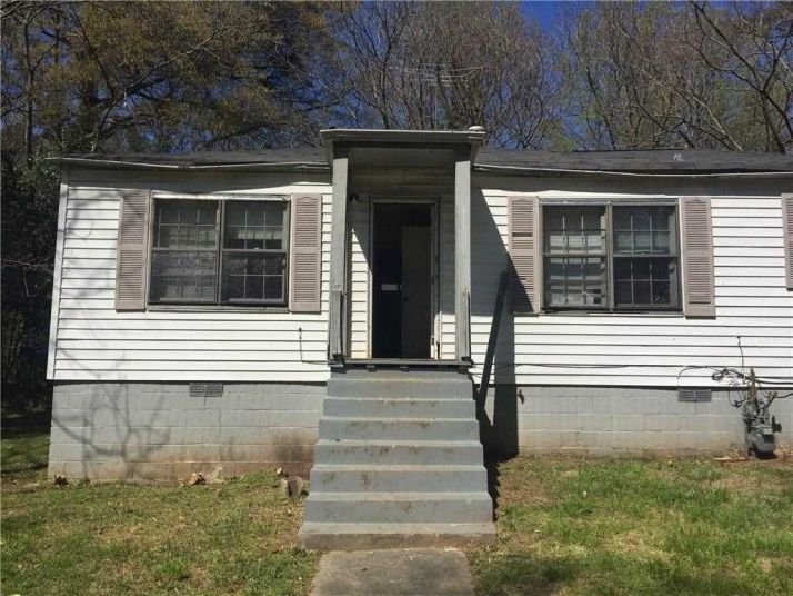 215 Moreland Way, Atlanta, GA 30354