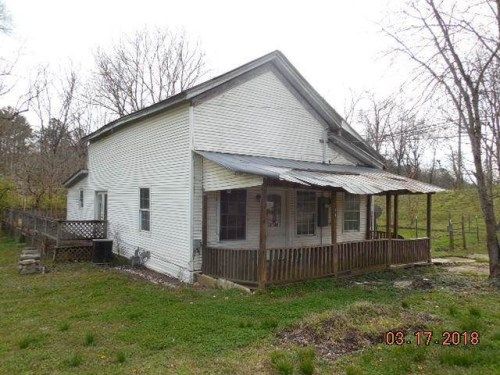 24 Spring St, Nelson, GA 30151