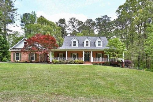 790 Blackberry Trl, Lawrenceville, GA 30043