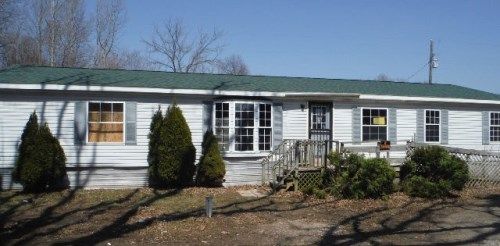 6786 Reeder Rd, Lyons, MI 48851