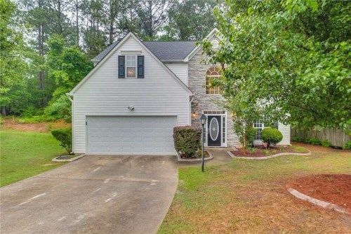 3954 Moos Creek Ct, Loganville, GA 30052