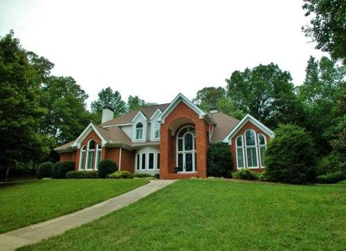 700 Lindsay Baker Ct, Gainesville, GA 30506