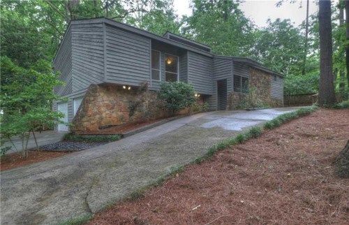 3316 Sweetwater Dr, Lawrenceville, GA 30044