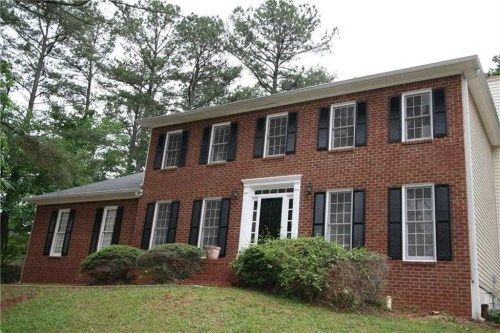 2099 Plantation Rd, Lawrenceville, GA 30044