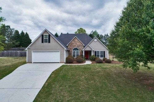 1625 Alcovy River Dr, Dacula, GA 30019