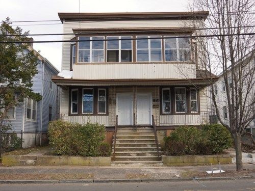 716 Valley Street, Orange, NJ 07050