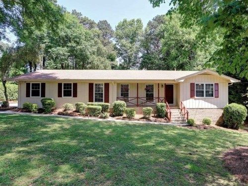 2701 Burtz Dr, Marietta, GA 30068