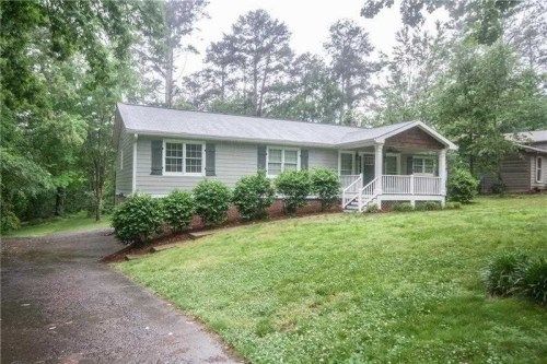 3500 Holliglen Dr, Marietta, GA 30062