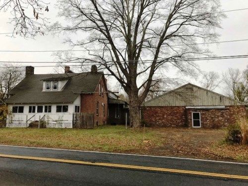 148 West St, Granby, MA 01033