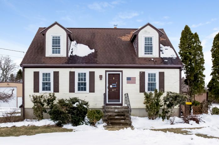 67 County Street, Berkley, MA 02779