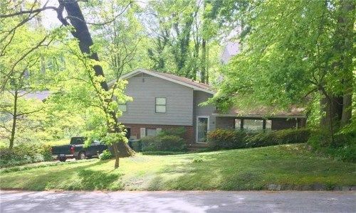 2152 Collins Dr NW, Atlanta, GA 30318