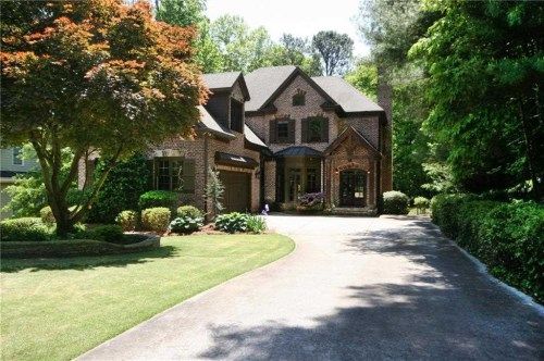 1343 Chaucer Ln, Atlanta, GA 30319