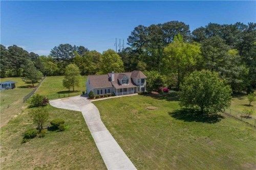 2409 Manor Way, Loganville, GA 30052