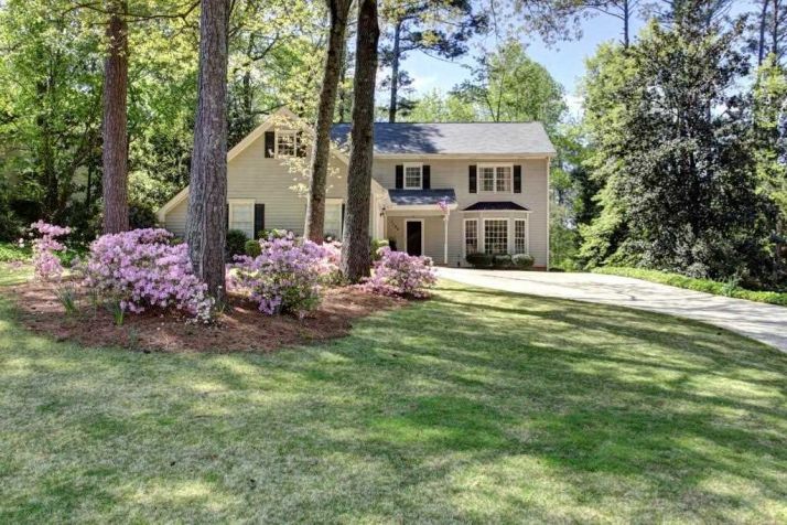 1105 Northshore Dr, Roswell, GA 30076