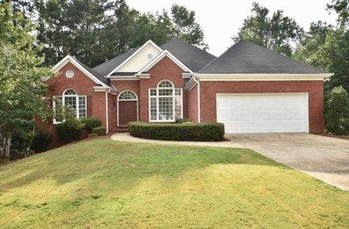 1878 Richmond Hill Dr, Lawrenceville, GA 30043