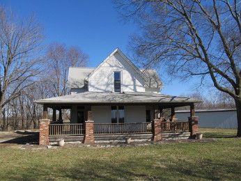 5348 Alhambra Rd, Alhambra, IL 62001